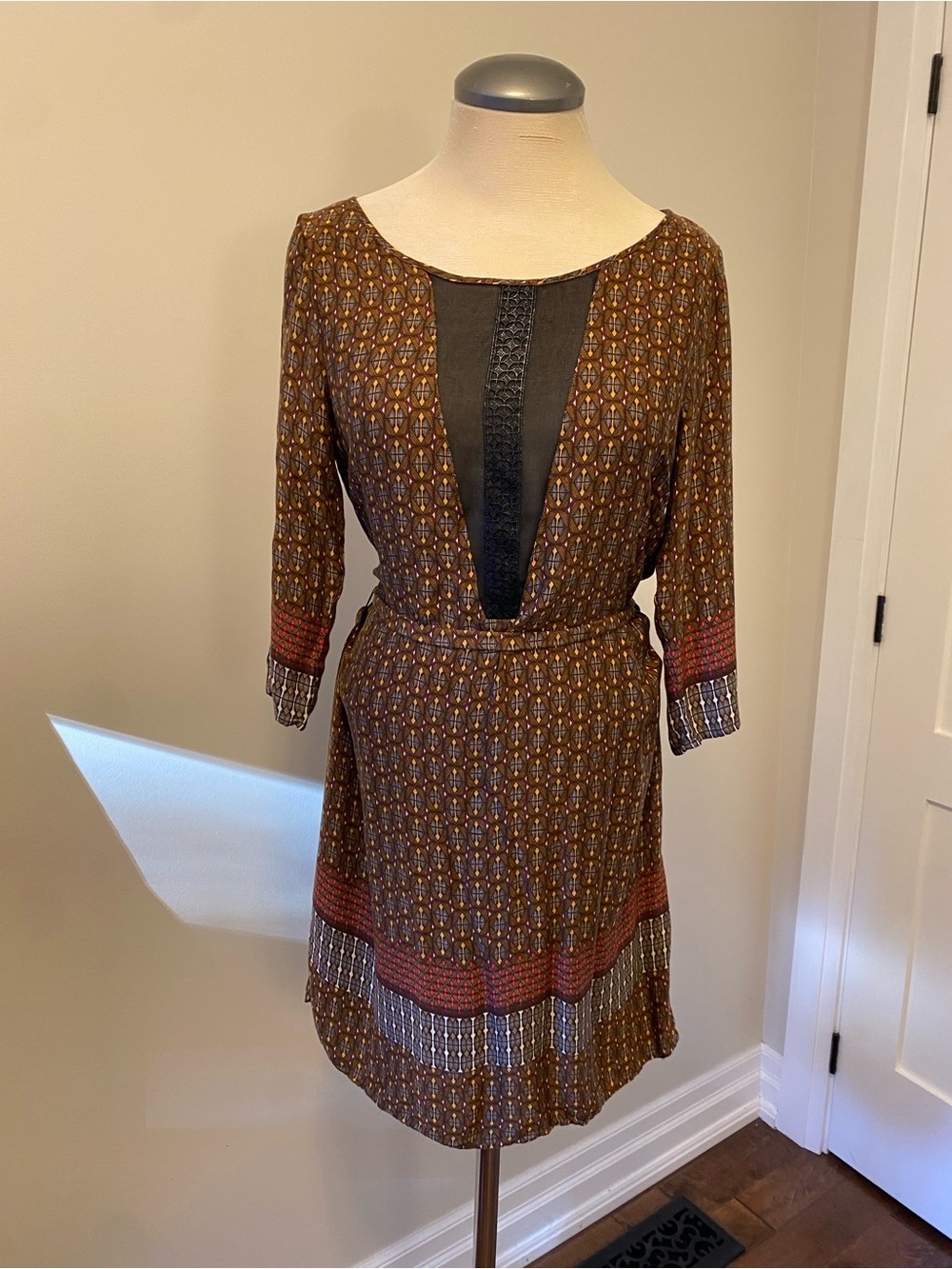 Express Brown Patterned Long Sleeve V-Neck Dress with Black Panel